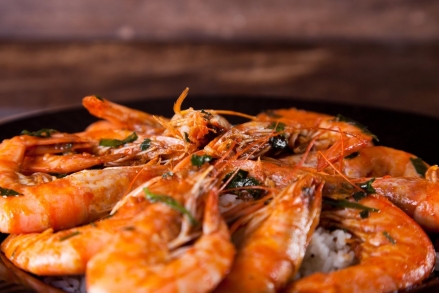 POÊLÉE DE GAMBAS AU SATÉ 2